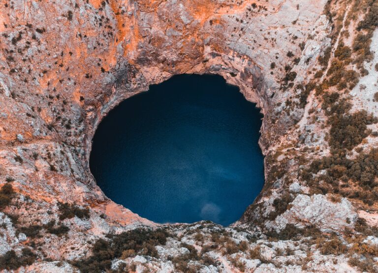 The Mystery of the Great Blue Hole: How Many Bodies Are in the Abyss?